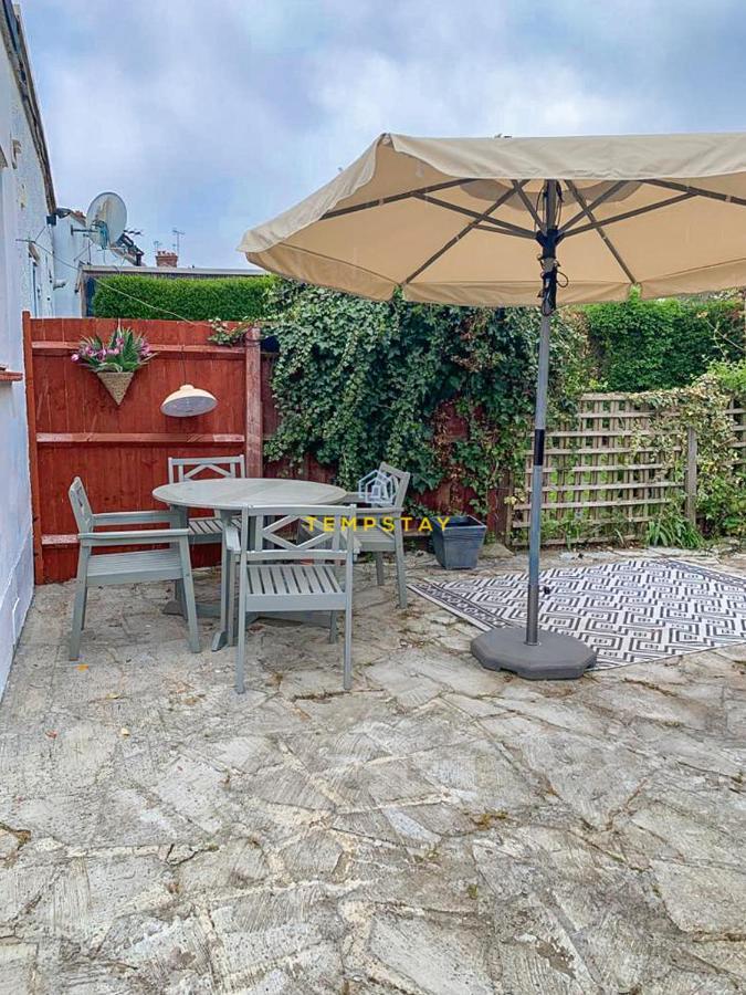 5 Bed/4 Bath At Wembley Stadium & Free Parking Londra Esterno foto